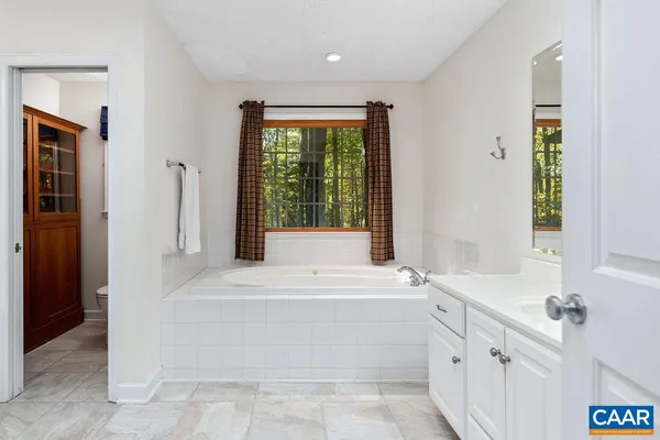 $584,000 | 12 Powderhorn Lane, Roseland, VA 22967