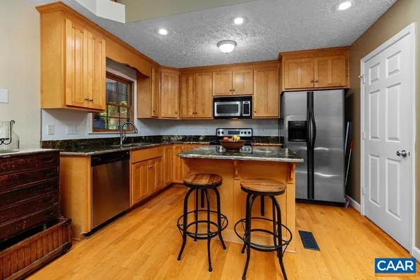 $584,000 | 12 Powderhorn Lane, Roseland, VA 22967