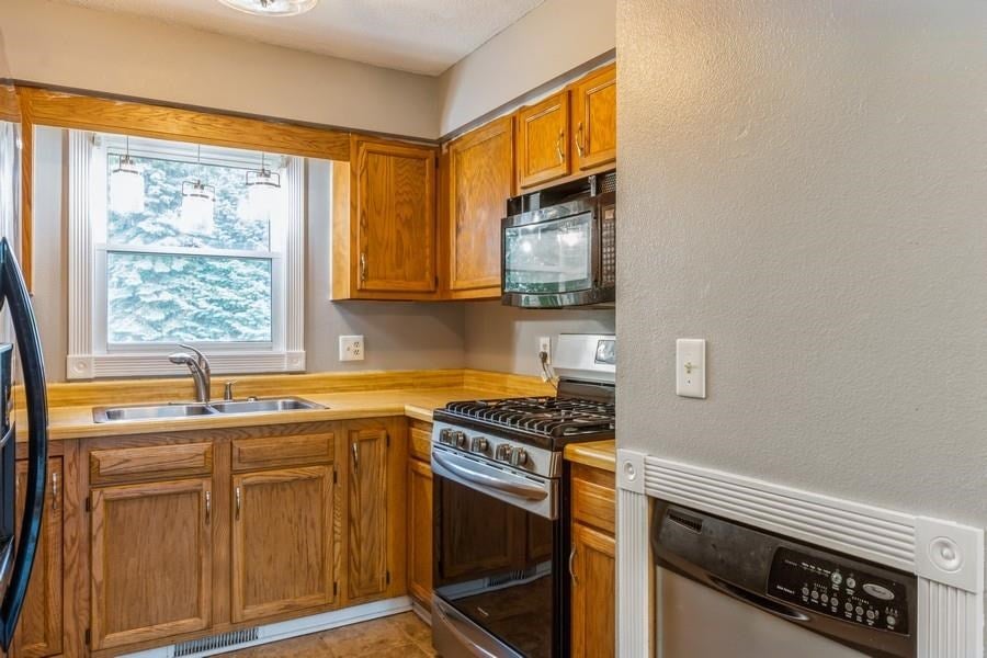 885 Prairie Ridge Road North Liberty, IA 52317 - Photo 6 of 25 Gallery Image 6