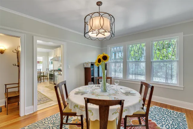 $4,200 | 8325 Main Road, East Marion, NY 11939