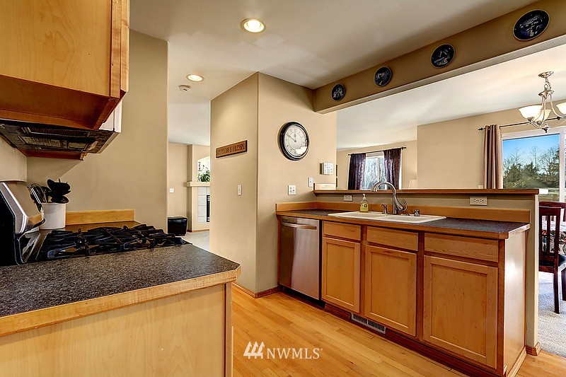 18706 10th Avenue Southeast Bothell, WA 98012 - Photo 3 of 18