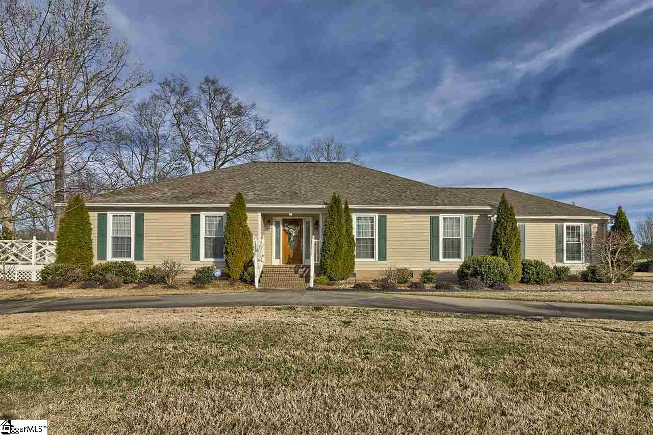 103 Pine Ridge Drive Easley, SC 29642 - Photo 1 of 36 Gallery Image 1