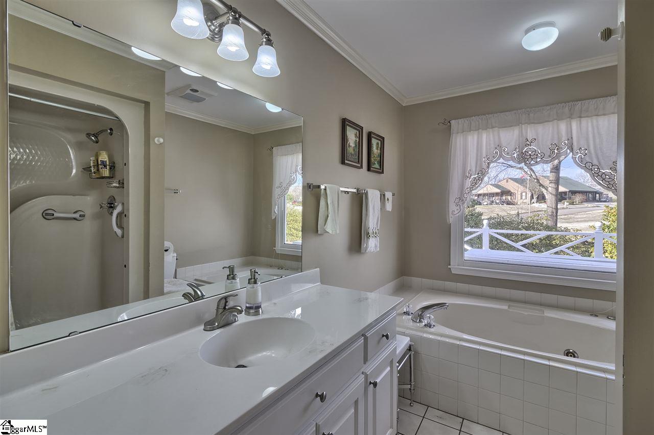 103 Pine Ridge Drive Easley, SC 29642 - Photo 22 of 36 Gallery Image 22