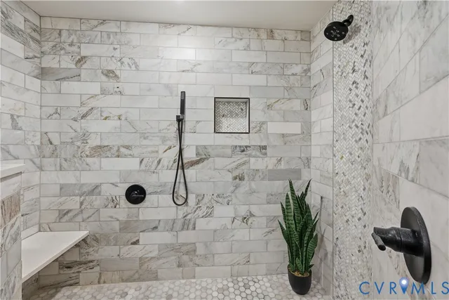 $325,000 | 2956 Hathaway Road, Unit 609, Richmond, VA 23225