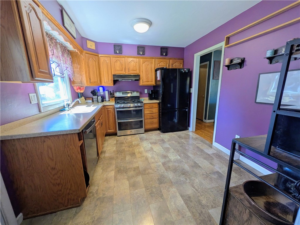 225 Meadowlark Road Horseheads, NY 14845 - Photo 18 of 49 Kitchen