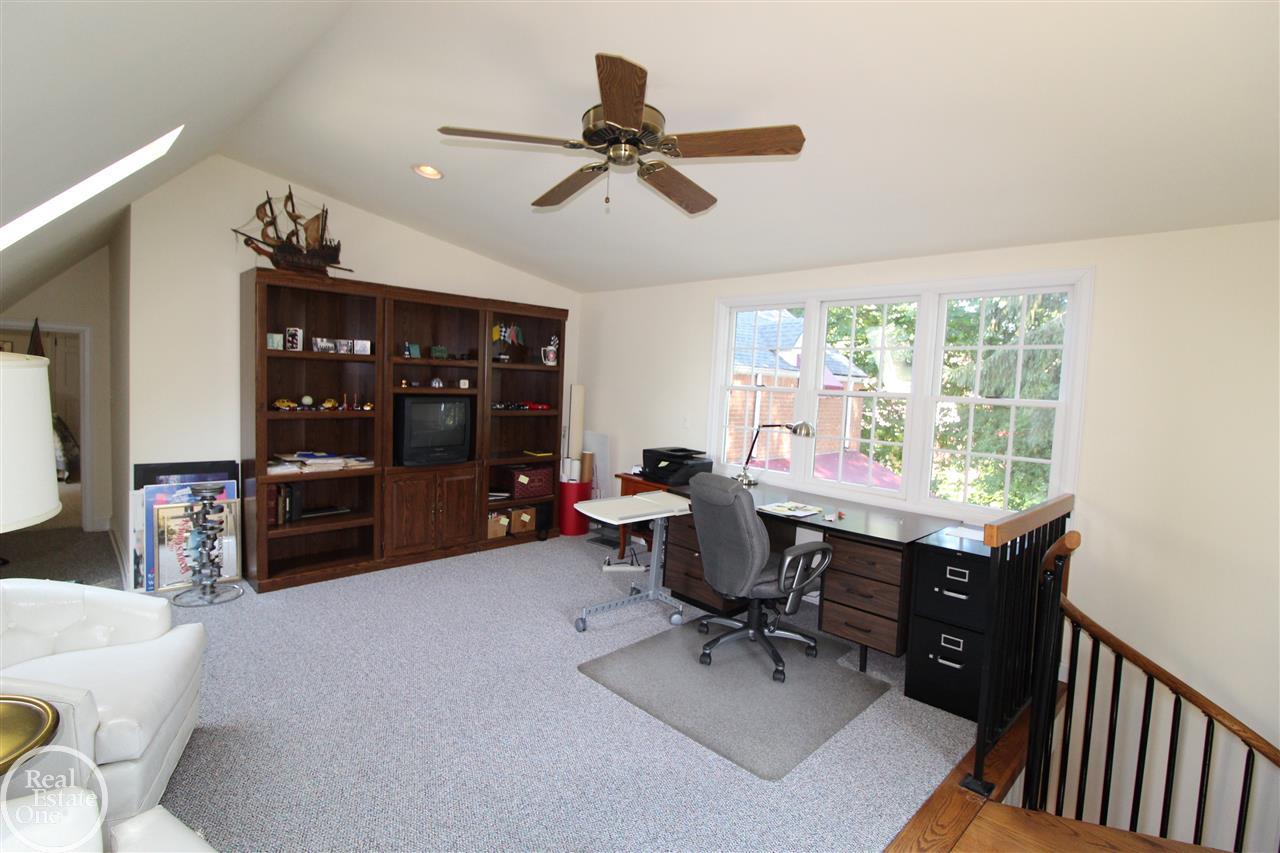 705 Trombley Road Grosse Pointe Park, MI 48230 - Photo 37 of 54