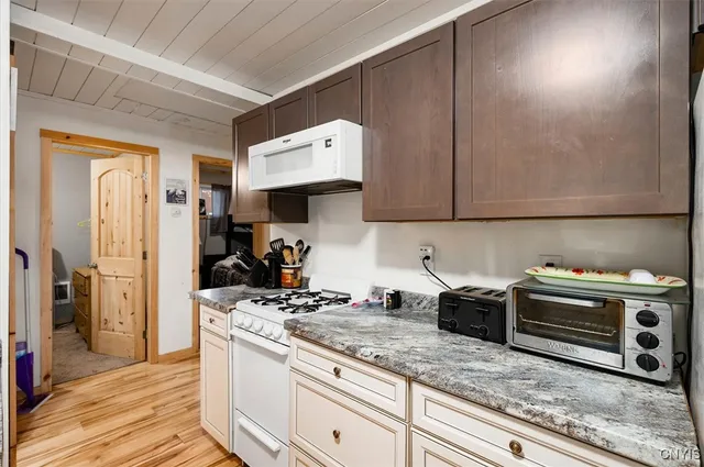 $595,000 | 5577 Long Point Road, Greig, NY 13312