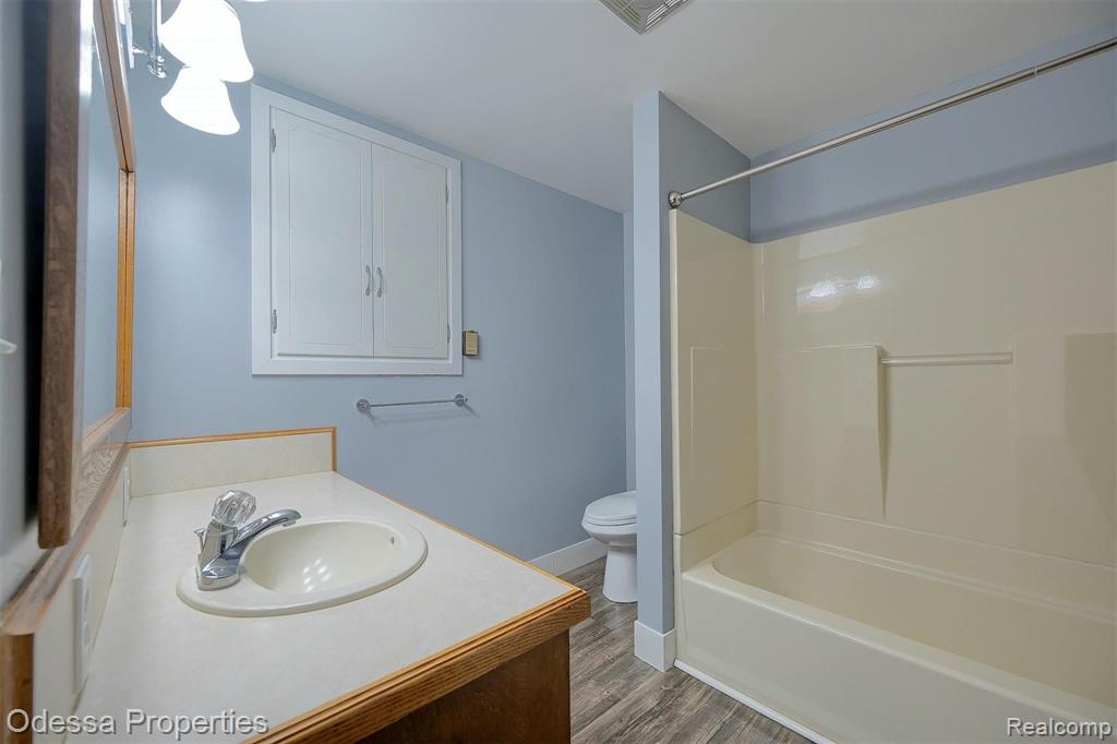 105 Seltzer Road Croswell, MI 48422 - Photo 33 of 84