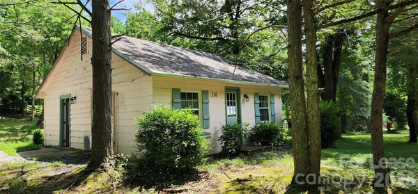 $1,250 | 316 Warrior Mountain Road, Tryon, NC 28782