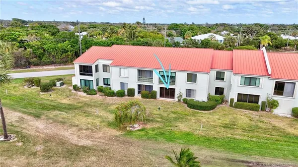 $220,000 | 5403 Southeast Miles Grant Road, Unit H111, Stuart, FL 34997