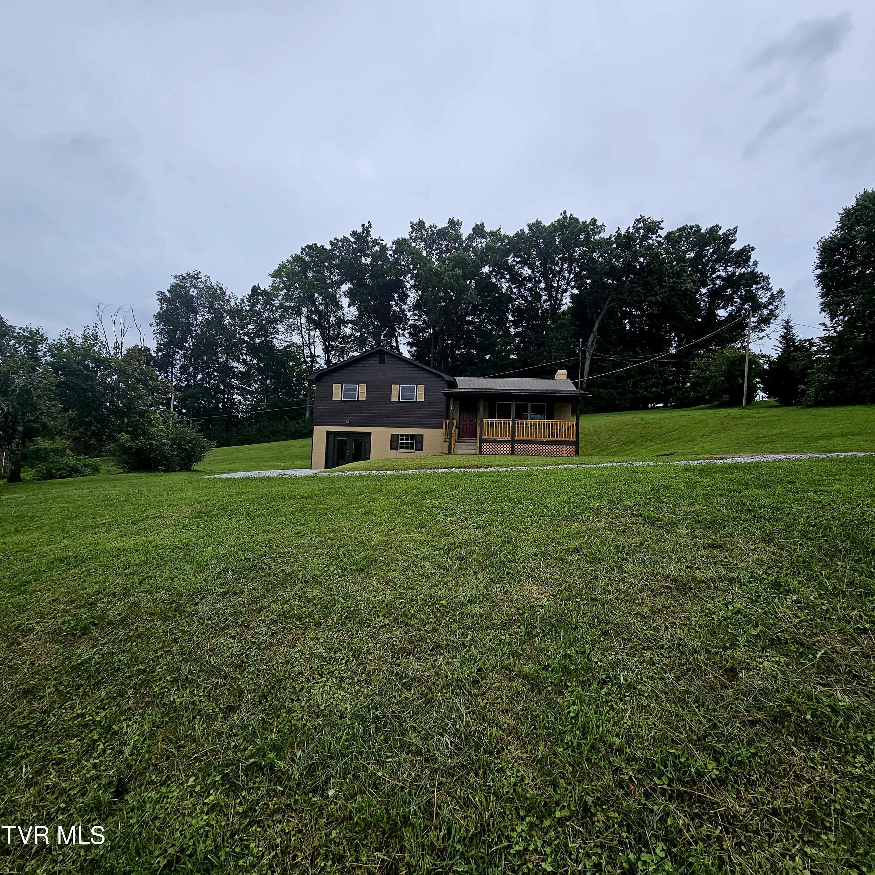 1393 Ridgeview Road Northwest Floyd, VA 24091 - Photo 1 of 27 20240808_133144