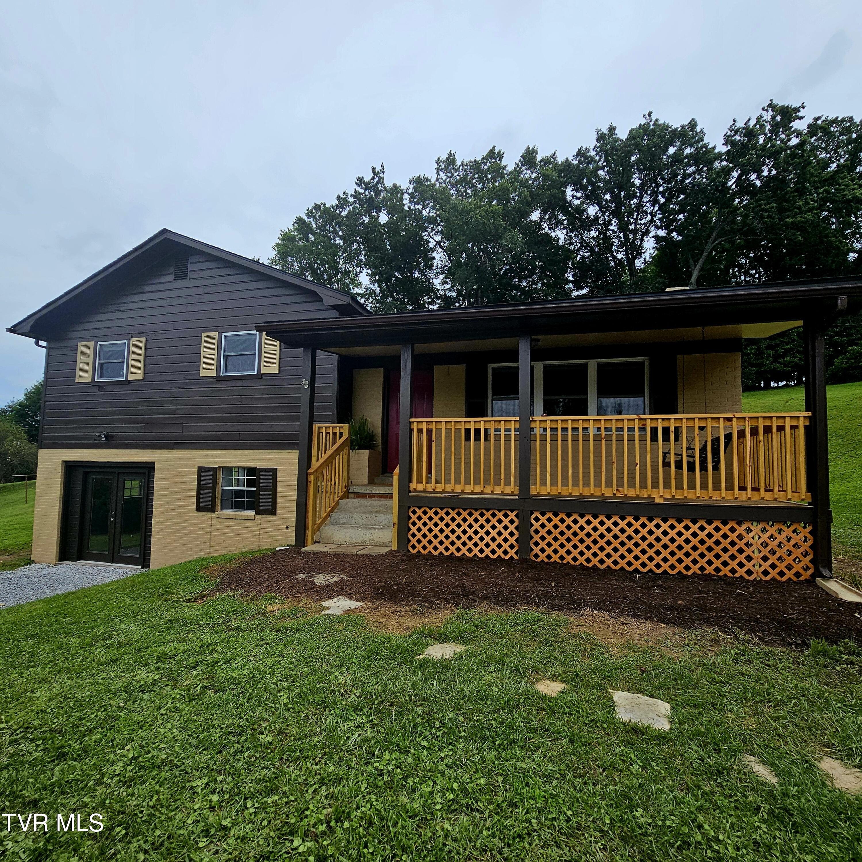 1393 Ridgeview Road Northwest Floyd, VA 24091 - Photo 2 of 27 20240808_133400
