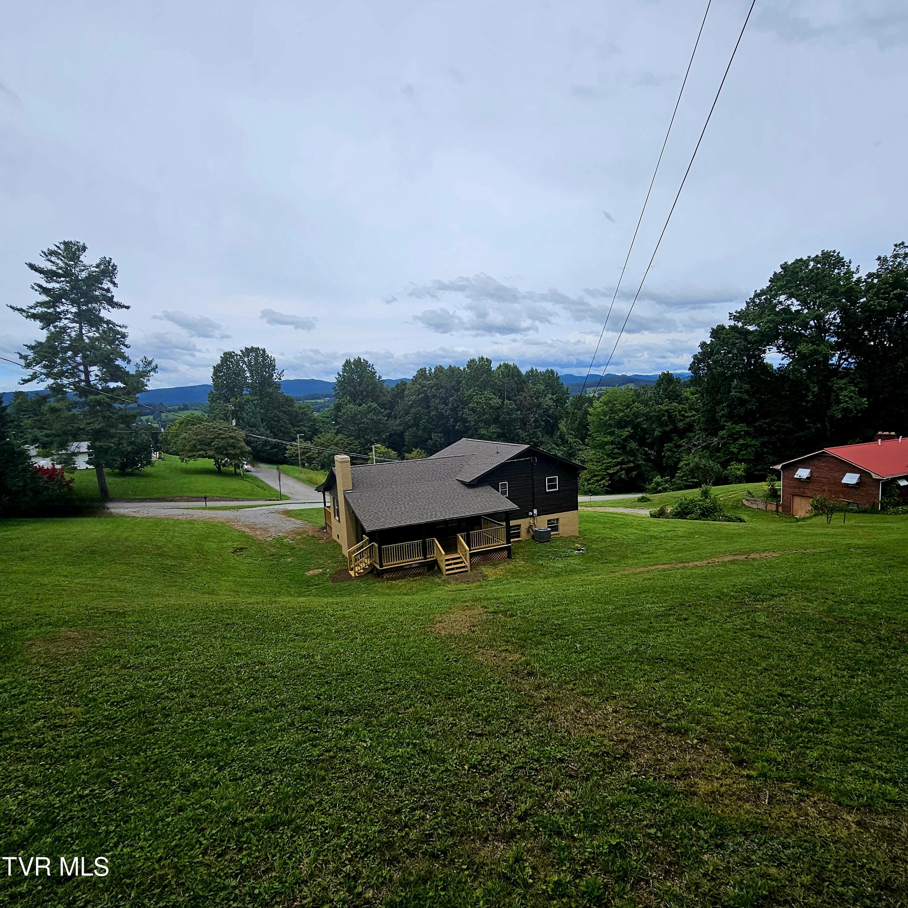 1393 Ridgeview Road Northwest Floyd, VA 24091 - Photo 23 of 27 20240808_212957