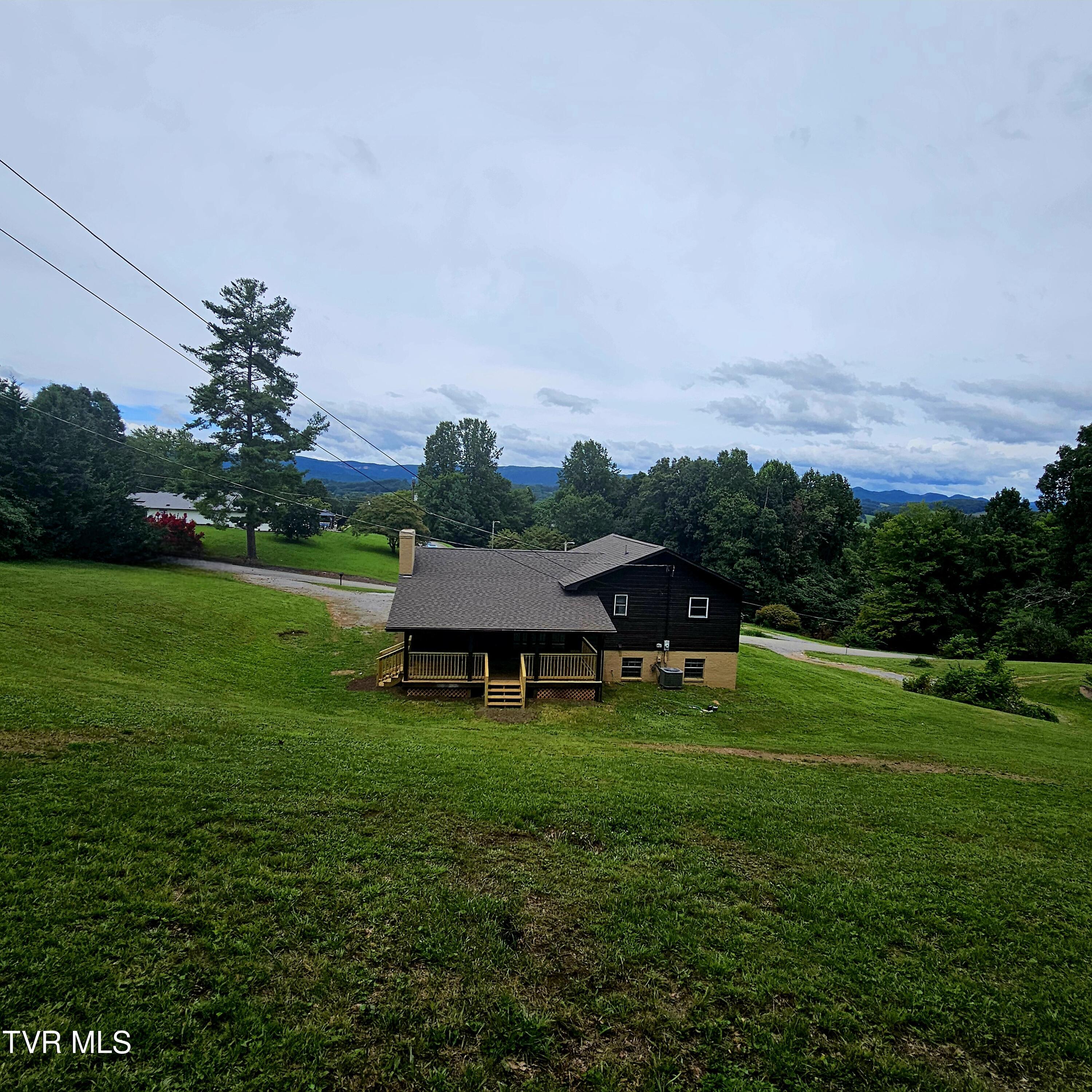 1393 Ridgeview Road Northwest Floyd, VA 24091 - Photo 25 of 27 20240808_213256