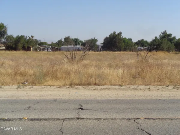 $260,000 | 25-th 25-th Avenue West, Palmdale, CA 93551