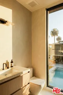 $15,495,000 | 528 Marguerita Avenue, Santa Monica, CA 90402