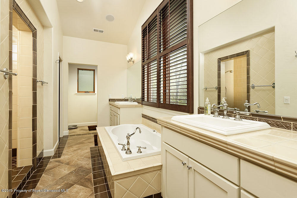 314 Summerset Lane Basalt, CO 81621 - Photo 12 of 30 314SummersetWay_WEB007