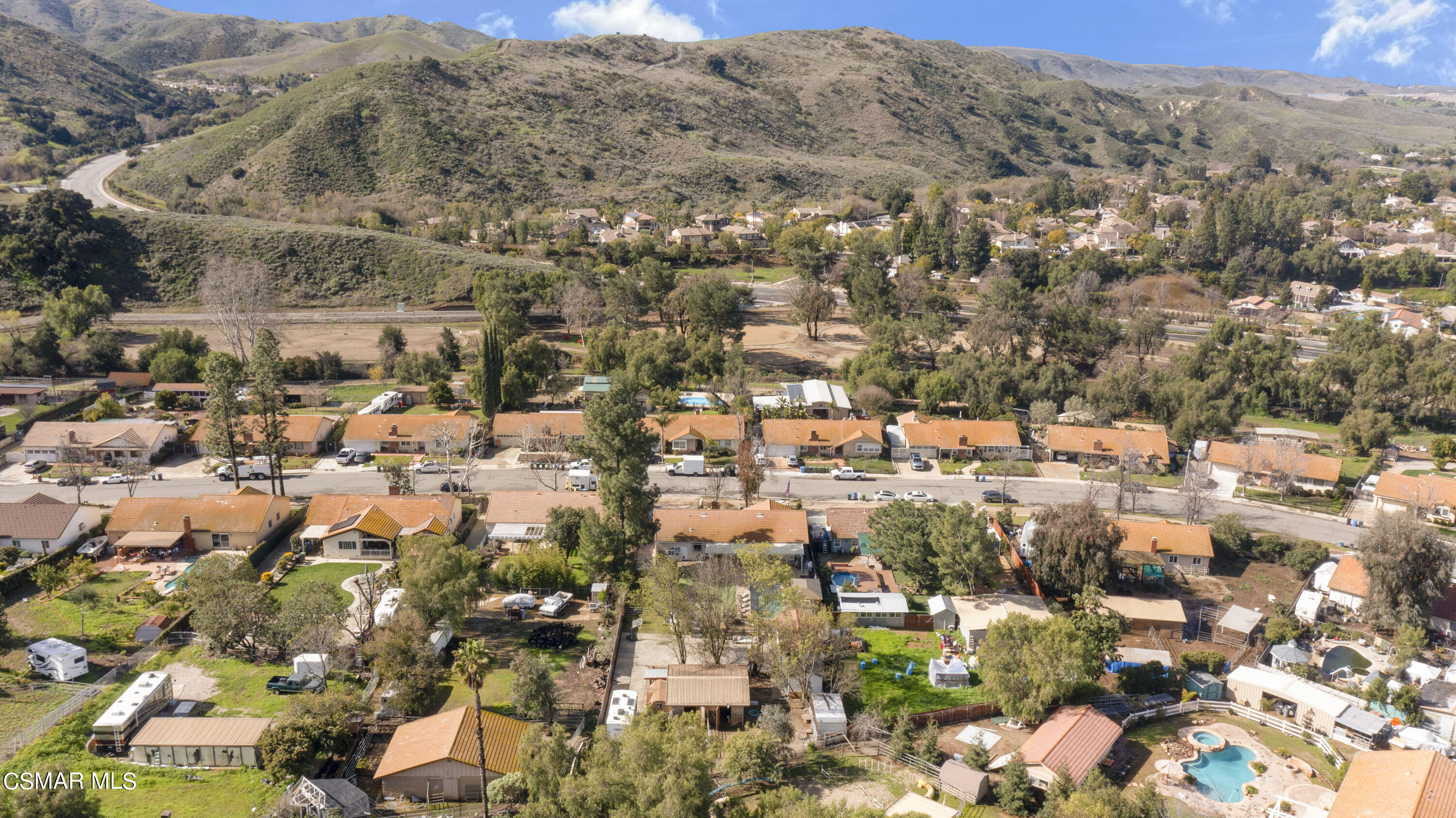 1065 Rambling Road Simi Valley, CA 93065 - Photo 38 of 54 a view of a city