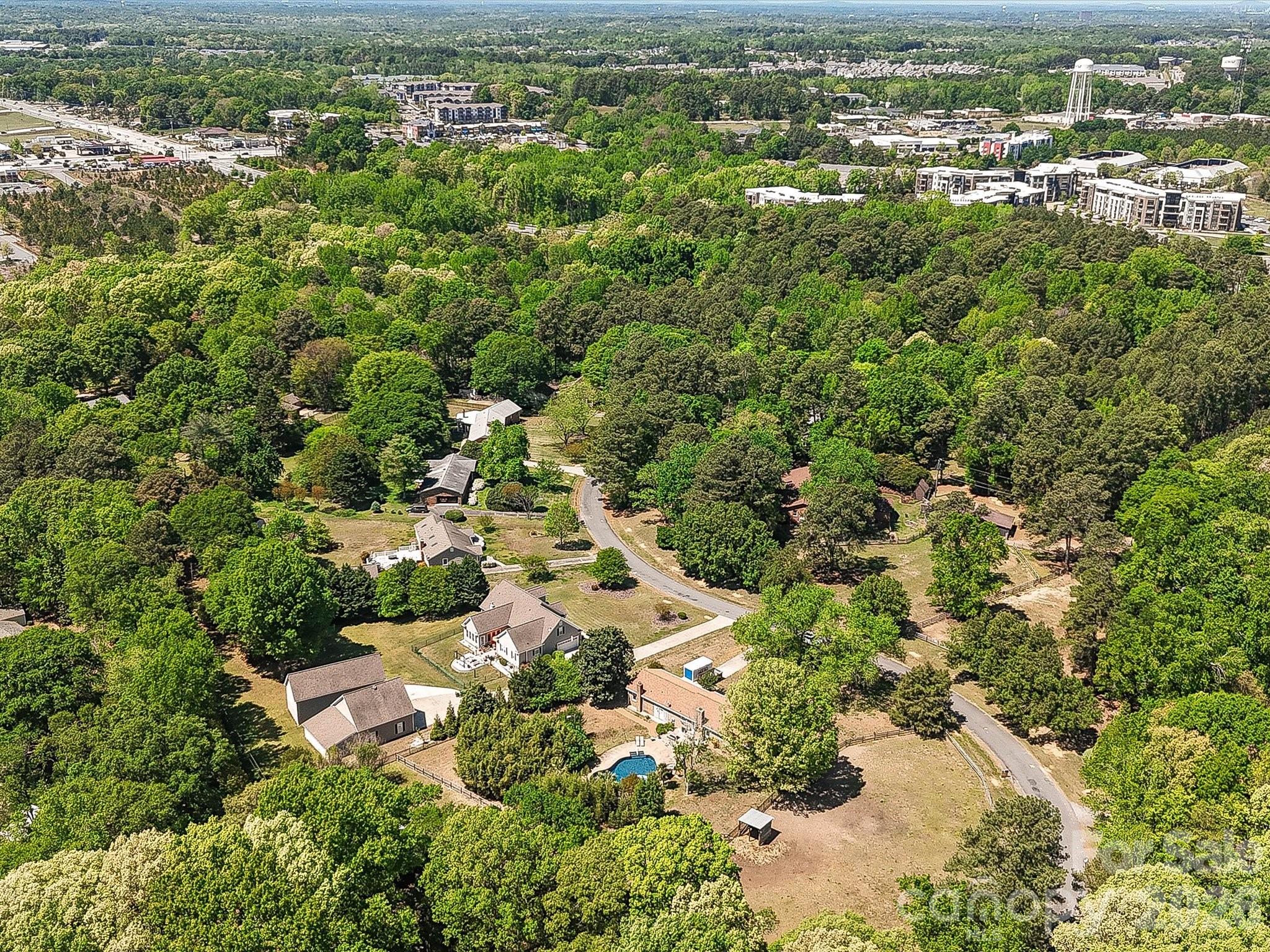 9850 Black Horse Run Road Fort Mill, SC 29707 - Photo 34 of 39