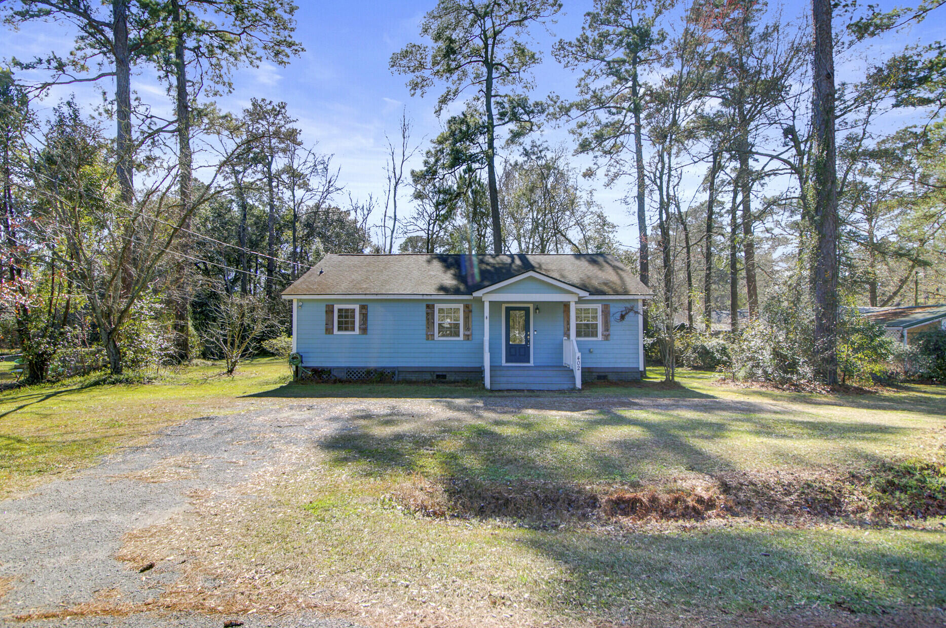 402 Golf Road Summerville, SC 29483 - Photo 1 of 43 01_1_mls