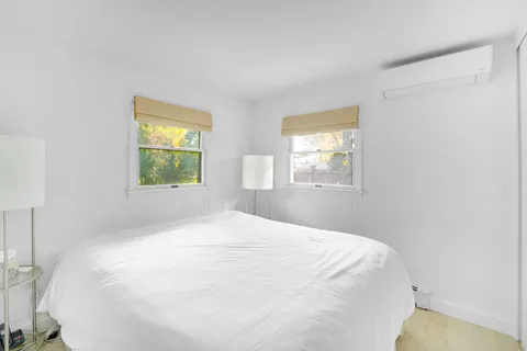 $960,000 | 3 Jefferson Avenue, Hampton Bays, NY 11946