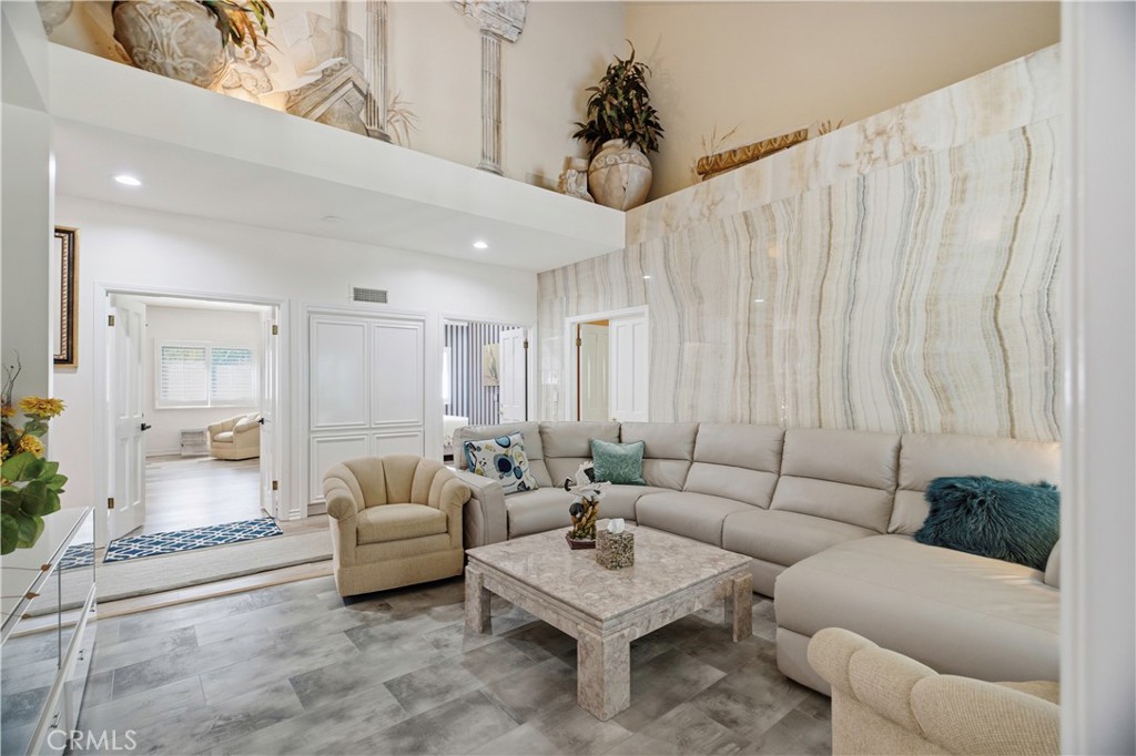 1 Royal St George Road Newport Beach, CA 92660 - Photo 34 of 65