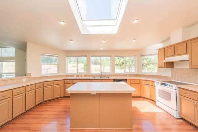 $430,000 | 72 Alder Crk Road, Lewiston, CA 96052