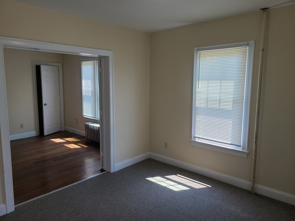 311 Hancock Street Springfield, MA 01105 - Photo 6 of 12 Gallery Image 6