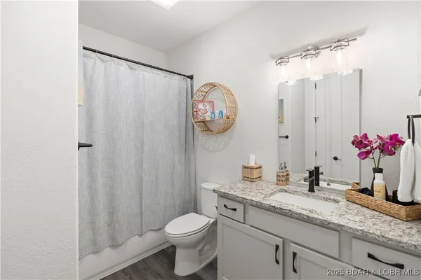 $650,000 | 1065 Topsider Lane, Unit 408, Osage Beach, MO 65065
