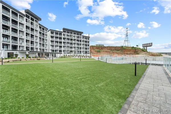 $650,000 | 1065 Topsider Lane, Unit 408, Osage Beach, MO 65065