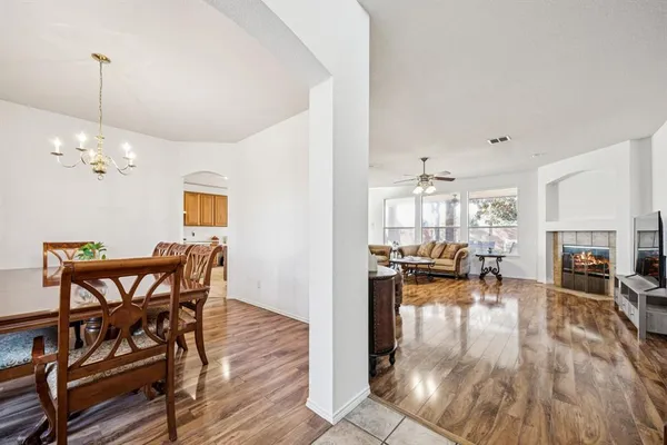 a view of a livingroom and dining room