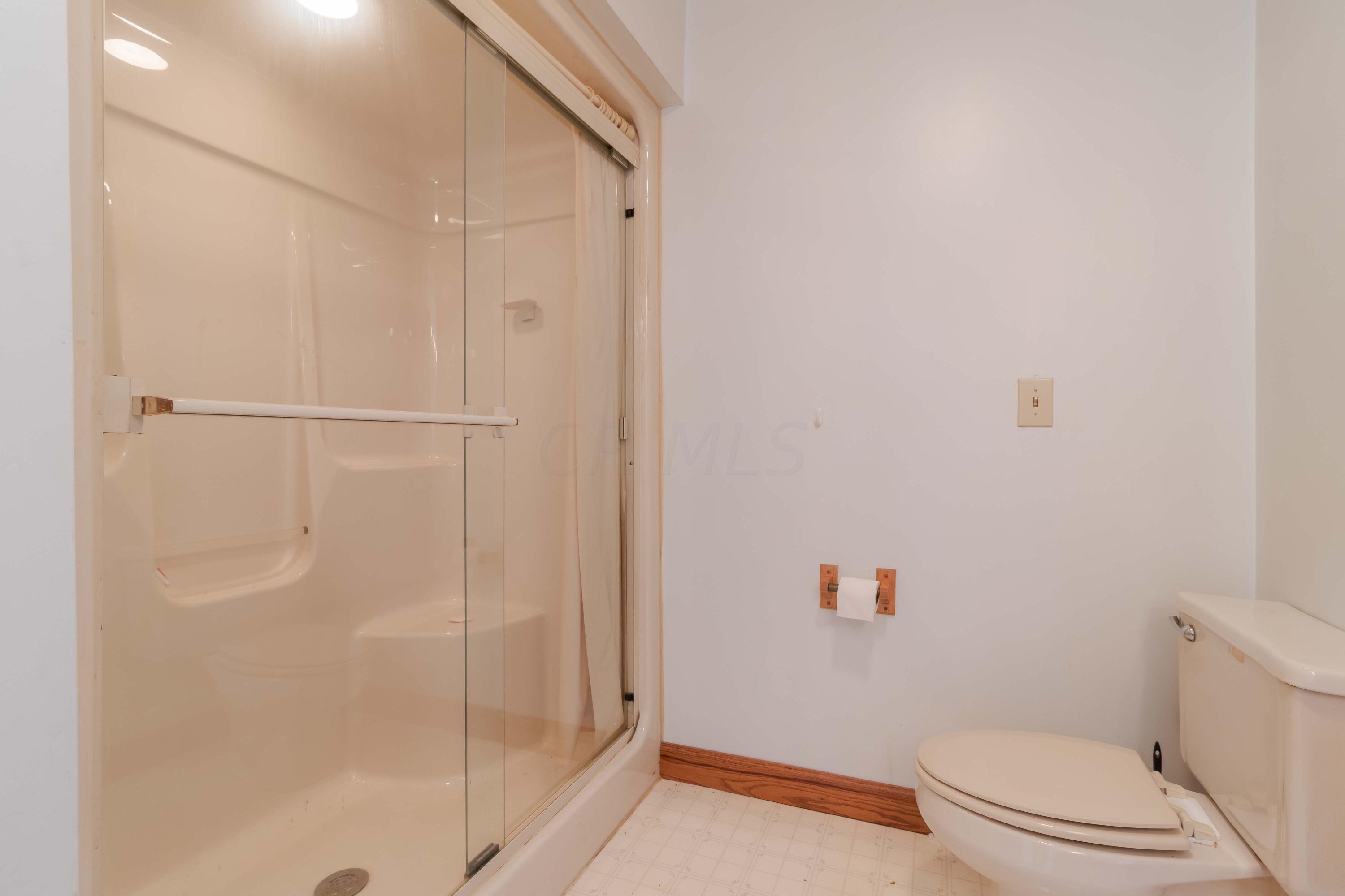 7667 Winchester Road Northwest Carroll, OH 43112 - Photo 22 of 65 Primary Bath