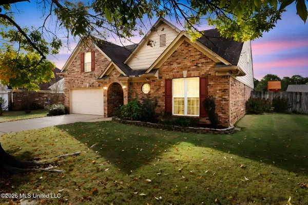 $379,000 | 13245 Braybourne Parkway, Olive Branch, MS 38654