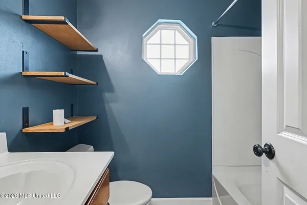 $379,000 | 13245 Braybourne Parkway, Olive Branch, MS 38654