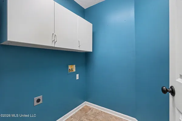 $379,000 | 13245 Braybourne Parkway, Olive Branch, MS 38654