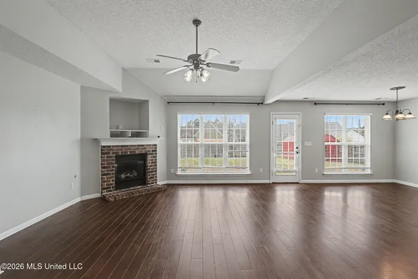 $379,000 | 13245 Braybourne Parkway, Olive Branch, MS 38654