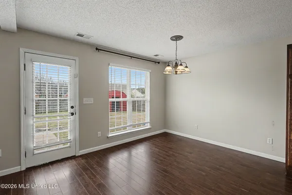 $379,000 | 13245 Braybourne Parkway, Olive Branch, MS 38654