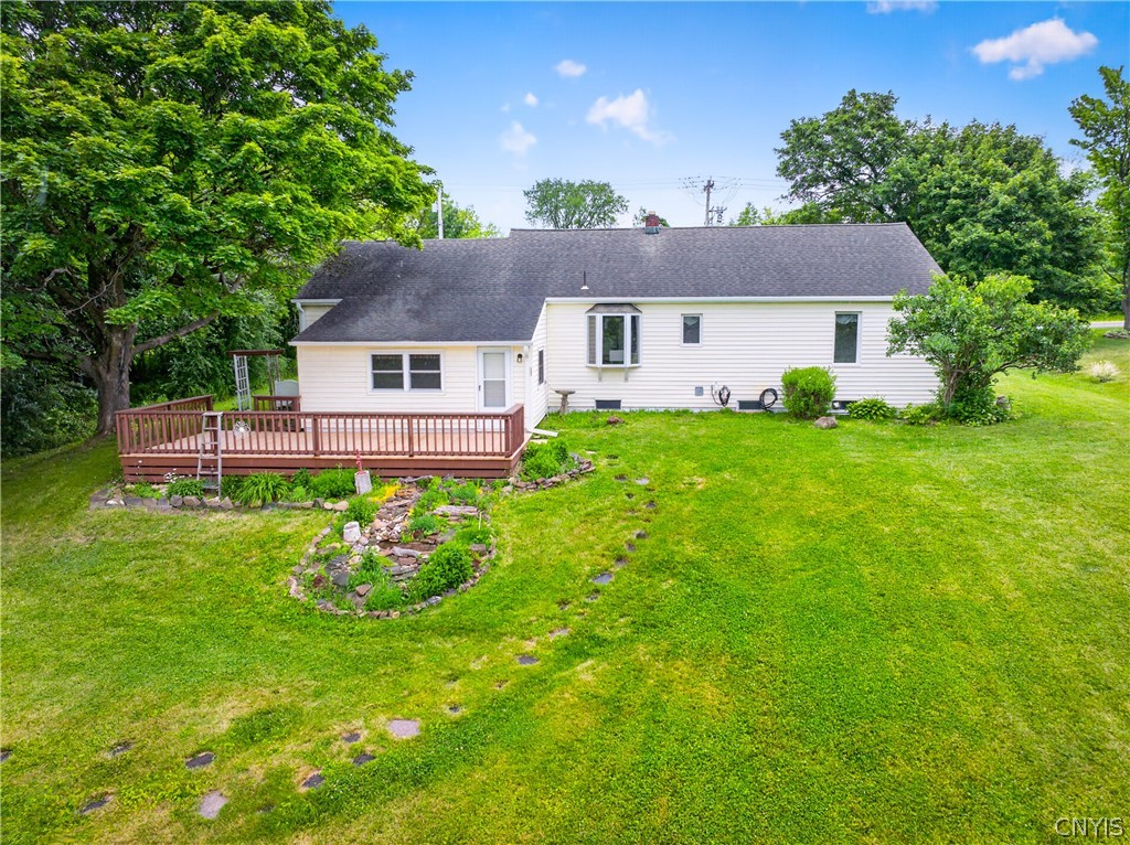 514 Higby Road New Hartford, NY 13413 - Photo 8 of 46
