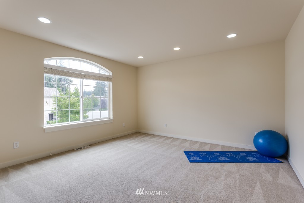 16404 38th Avenue Southeast Bothell, WA 98012 - Photo 15 of 20 Gallery Image 15