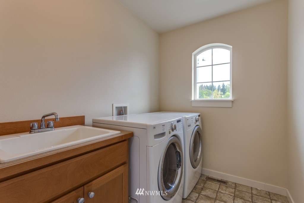 16404 38th Avenue Southeast Bothell, WA 98012 - Photo 17 of 20 Gallery Image 17