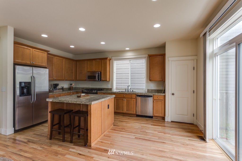 16404 38th Avenue Southeast Bothell, WA 98012 - Photo 7 of 20 Gallery Image 7