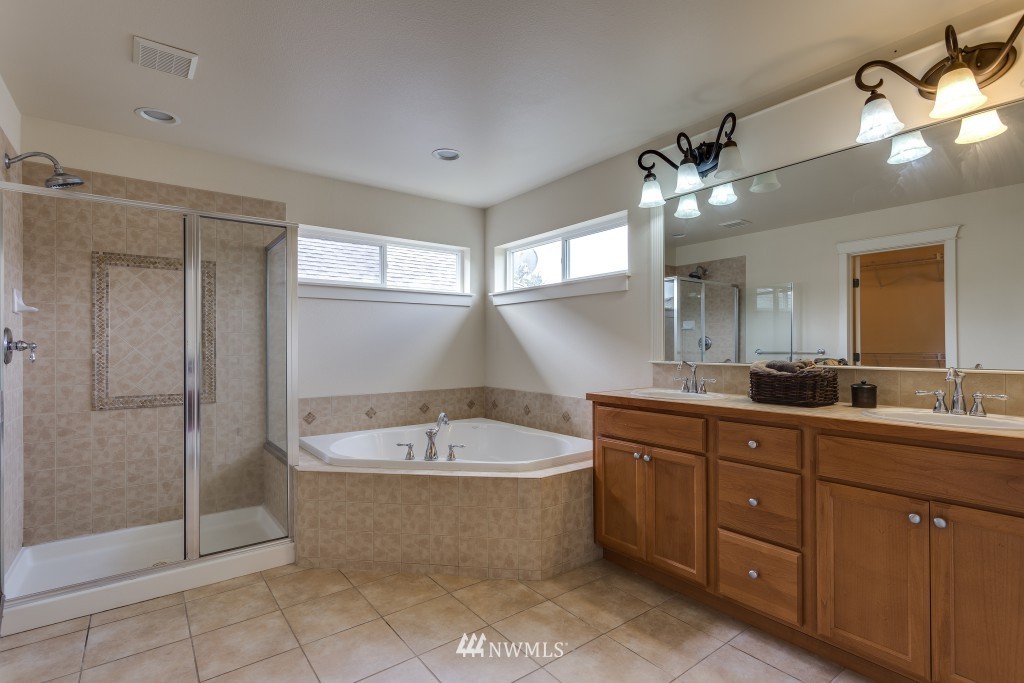16404 38th Avenue Southeast Bothell, WA 98012 - Photo 10 of 20 Gallery Image 10