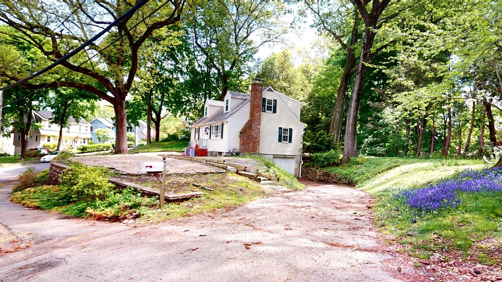 91 Prospect Street Wellesley, MA 02481 - Photo 4 of 34 Gallery Image 4