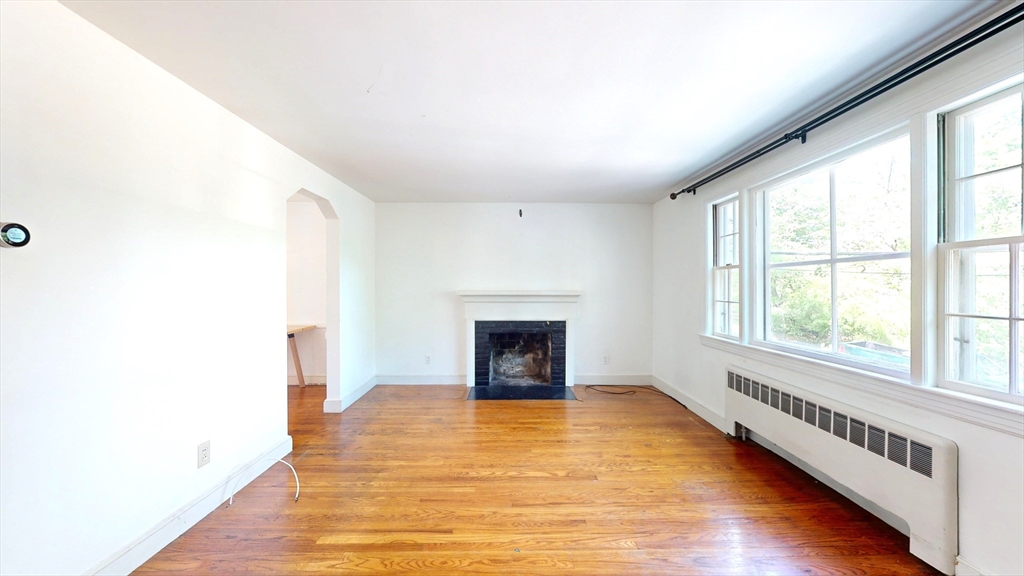 91 Prospect Street Wellesley, MA 02481 - Photo 8 of 34 Gallery Image 8