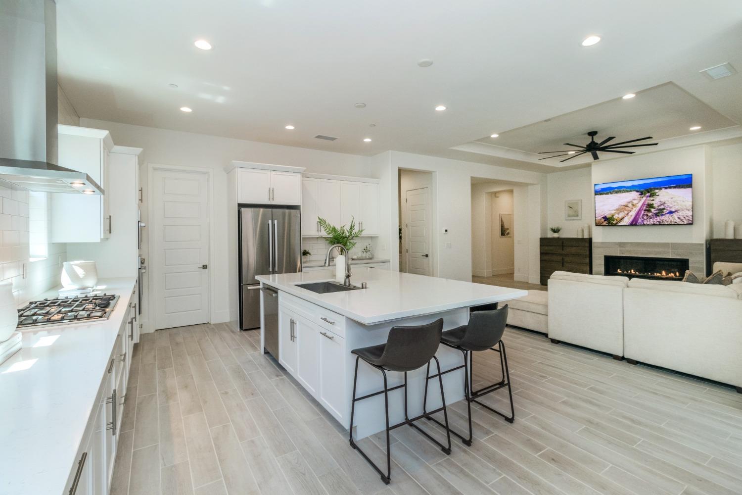 4623 Terrace Road Madera, CA 93636 - Photo 8 of 46 Gallery Image 8