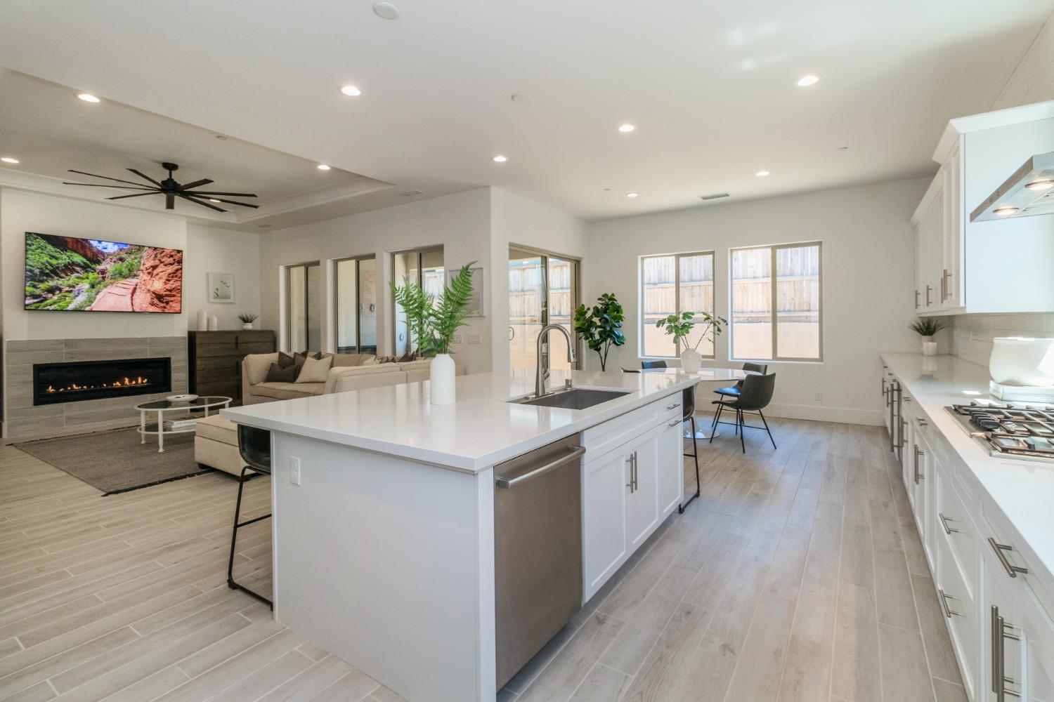 4623 Terrace Road Madera, CA 93636 - Photo 9 of 46 Gallery Image 9