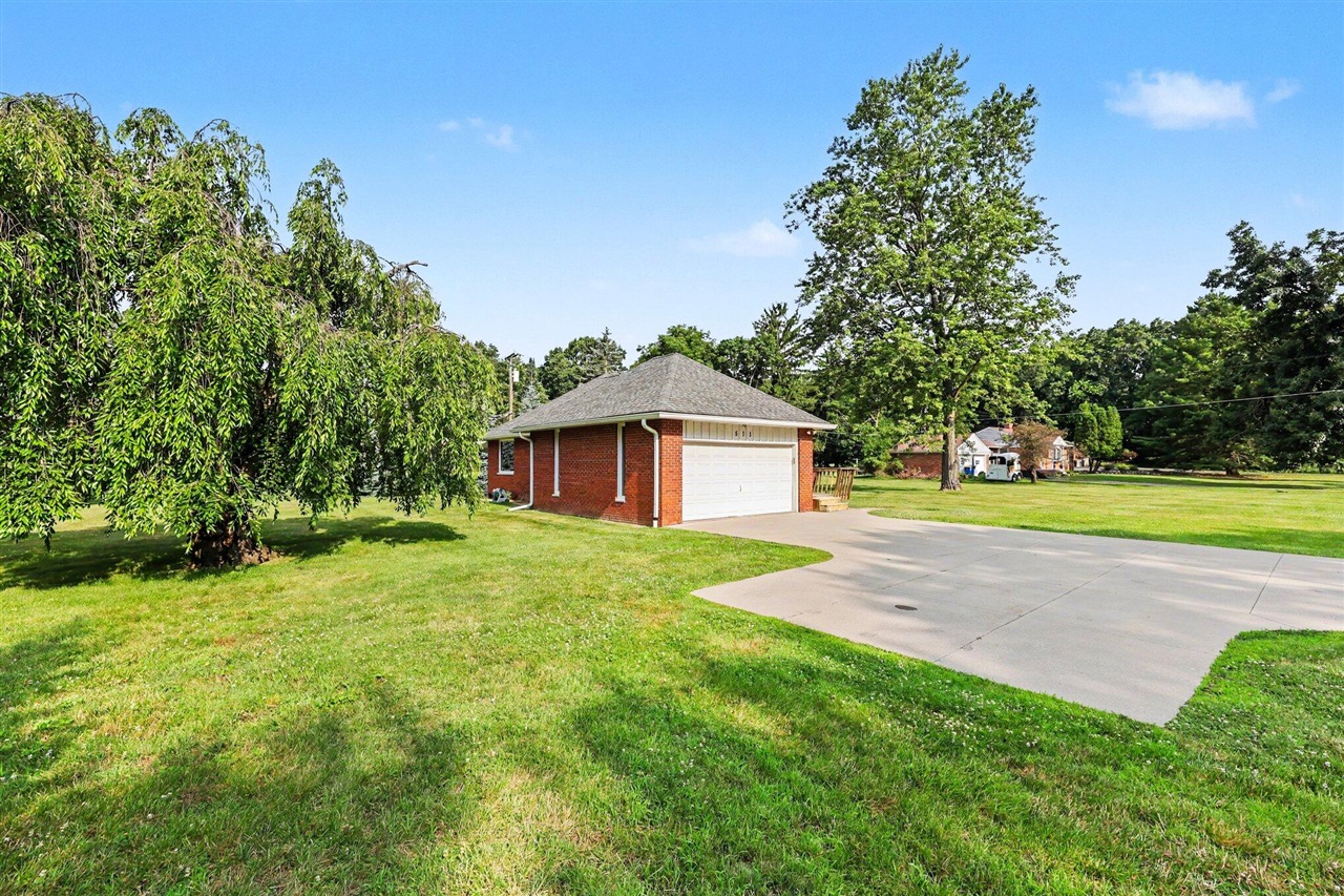 511 North Wagner Road Ann Arbor, MI 48103 - Photo 20 of 24