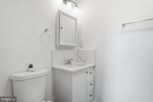 $320,000 | 9330 Neil Road, Unit A, Philadelphia, PA 19115