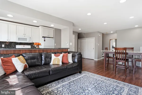 $320,000 | 9330 Neil Road, Unit A, Philadelphia, PA 19115
