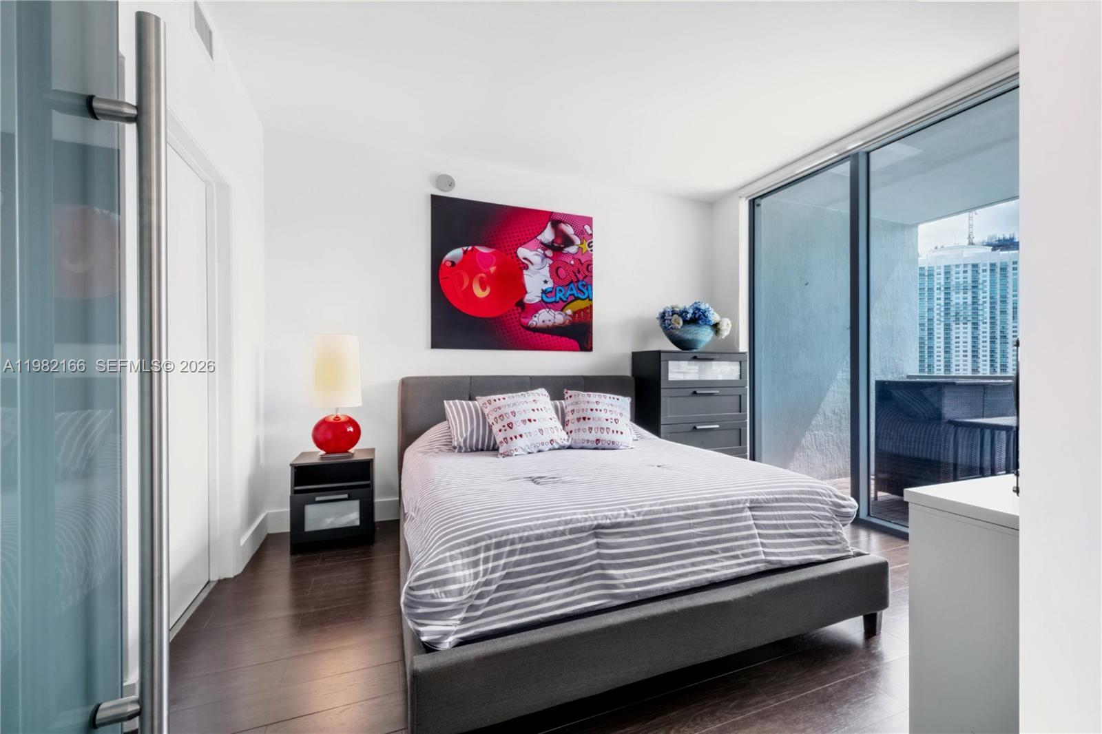 90 Southwest 3rd Street, Unit 2116 Miami, FL 33130 - Photo 11 of 31